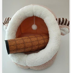 Cozy Winter Cat Hideaway Bed